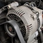Cum să verificați generatorul pe masina le multimetru