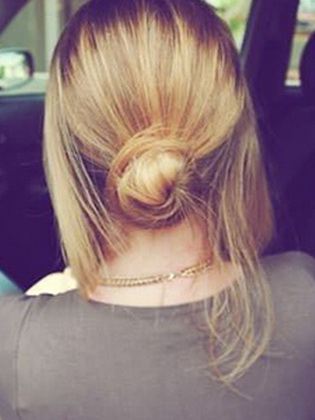 Cum sa faci un coc frumos în cap cu un stil covrig și opțiuni privind păr la modă (fac) Cum sa faci un coc frumos în cap cu un covrig și opțiuni privind hair styling trendy