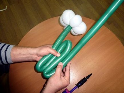 Cum sa faci o margaretă din baloane