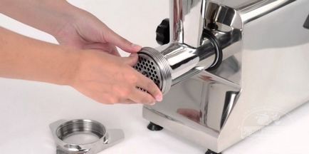 Cum de a asambla un ghid manual și electric mașină de tocat carne, cu fotografii și video (de mână) Cum de a asambla un ghid manual și electric mașină de tocat carne cu fotografii și video