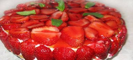 Cum de a decora un tort cu căpșuni