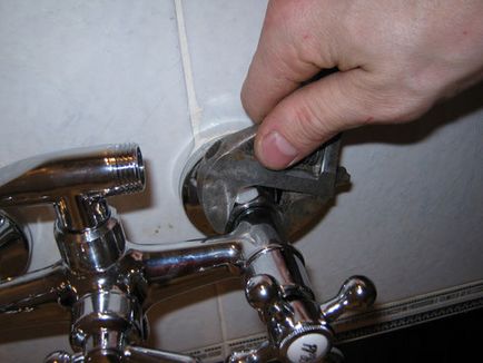 Cum se instalează robinet pentru baie pe cont propriu, cu propriile lor mâini