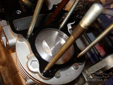 China bate, sau tuning scuter chinezesc (scuter) China bate, sau tuning scuter chinezesc