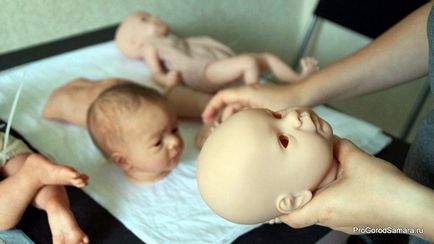 Reborn papusa - nu o jucărie pentru copii, maternitate - sarcină, naștere, nutriție, educație