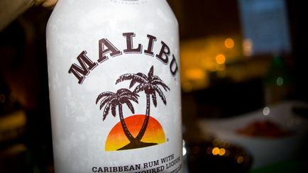 Malibu cocktail-uri lichior cu ei, cum să bea, reteta