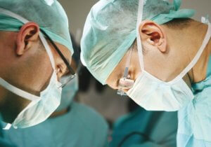 De droguri, populară și tratamentul chirurgical al rinitei prelungite la adulți