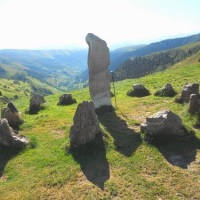 Menhirs - mistere de piatră ale lumii antice