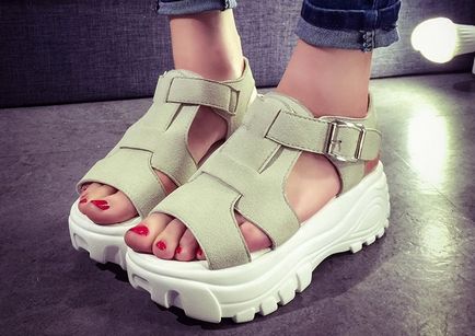 Trendy sandale primăvară de vară 2016-2017 (foto)