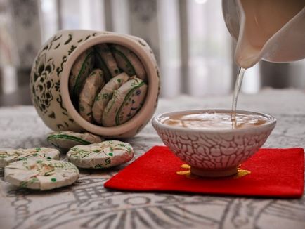 îmbătător efect neobișnuit de Puer ceai - este ceva pentru care mulți ezită să încerce acest lucru parfumat