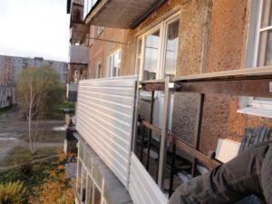 Cofrajul la balcoane siding interior și în exterior cu mâinile pas cu pas