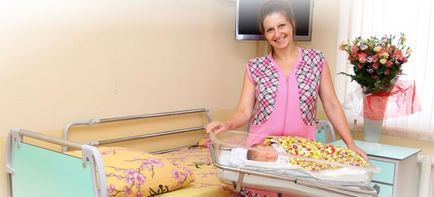 Primele zile de la livrare - mamele alimentare și de îngrijire a nou-născutului în maternitate