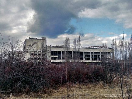 Mergând pe zona Cernobâl (80 Vlaskin) O excursie la zona Cernobâl