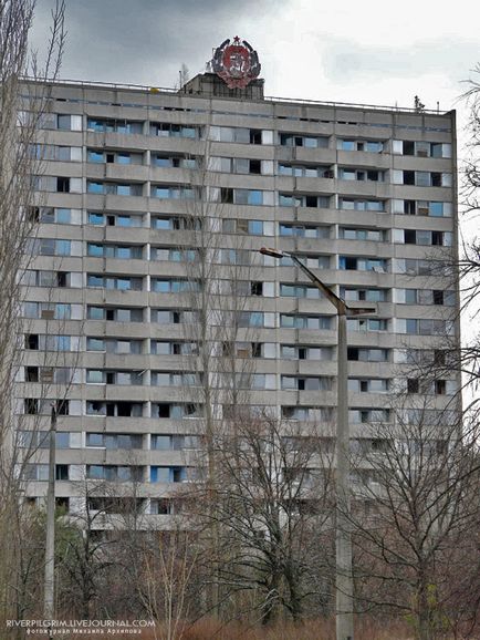 Mergând pe zona Cernobâl (80 Vlaskin Pripyat) O excursie la zona Cernobâl