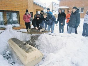 Funeral - ca metodă de reabilitare de la dependenta de droguri, portalul de informații privind sănătatea