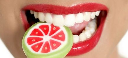 Produsele sunt utile pentru albire și întărirea dinților și gingiilor și alimente proaste pentru dinti