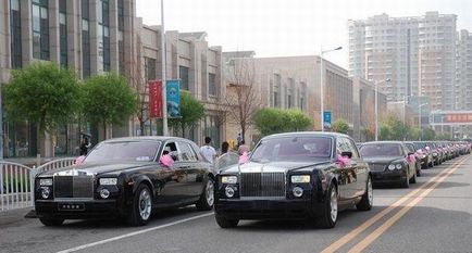 Inchirieri auto pentru nunta în Yekaterinburg, mașini personalizate, comanda o procesiune de nunta