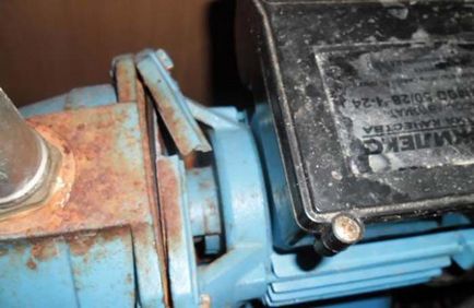 Reparatii copil pompa de apă cu mâinile (lui) Reparare pompa de apa copil cu propriile sale mâini