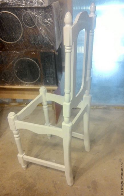 Noi restabiliți scaune din lemn - Masters Fair - manual, lucrate manual