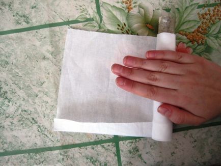 Rusă stolbushka papusa populară cu mâinile lor dintr-o țesătură