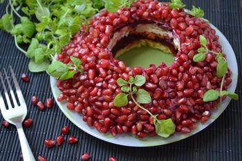 Salata „Garnet brățară“ pas cu pas reteta cu fotografii și video