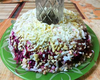 Salata - granat brățară - cu carne de pui si nuci