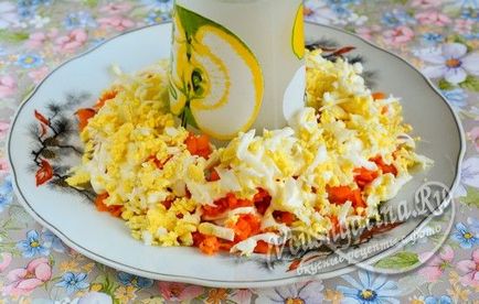 Salata - granat brățară - Rețetă de pui cu ciuperci, brânză și prune