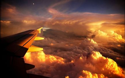 Avionul în fotografie cer (rai) Avionul în fotografie cer