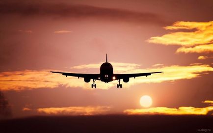 Avionul în fotografie cerul (planul în cer) Avionul în fotografie cer