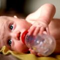 La ce varsta poate da copilului ficat și cum ar trebui să începem (a) La ce varsta poate da copilului ficat și ceea ce ar trebui să înceapă