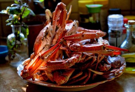 Cât de mult și cum să gătească crab proaspete și congelate la domiciliu (crab) Cât de mult și cum să gătească crab proaspete și congelate la domiciliu