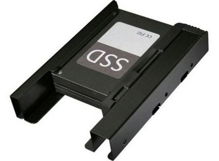 SSD-unitate la computer pentru a selecta modul în care o imagine de ansamblu, descriere, modele și recenzii