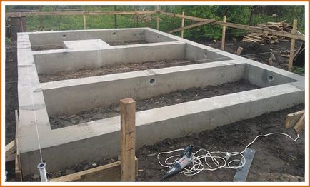 Construirea de baie cu mâinile sale arătând construcții treptată (sfaturi și trucuri) Construirea de baie cu mâinile sale arătând construcție pe etape