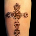 Tatuaj Cross 5 specii, 15 valori, 80 din cele mai bune fotografii și schițe