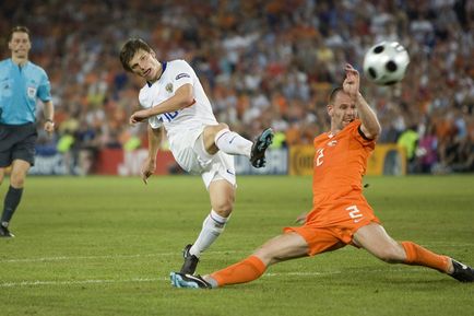 Trei motive pentru a le displace și cinci motive pentru a iubi Andrei Arshavin (text) Trei motive pentru a le displace și cinci motive pentru a iubi Andrei Arshavin