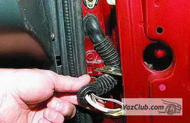 Setarea difuzoarelor frontale VAZ 2114, VAZ 2115, VAZ 2113 (2115) Setarea difuzoarelor frontale VAZ 2114, VAZ 2115, VAZ 2113