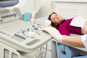 Cu ultrasunete a ovarelor la femei - ambele trece și cum să se pregătească pentru procedura (cu ultrasunete a ovarelor) Cu ultrasunete a ovarelor la femei - ambele trece și cum să se pregătească pentru procedura de