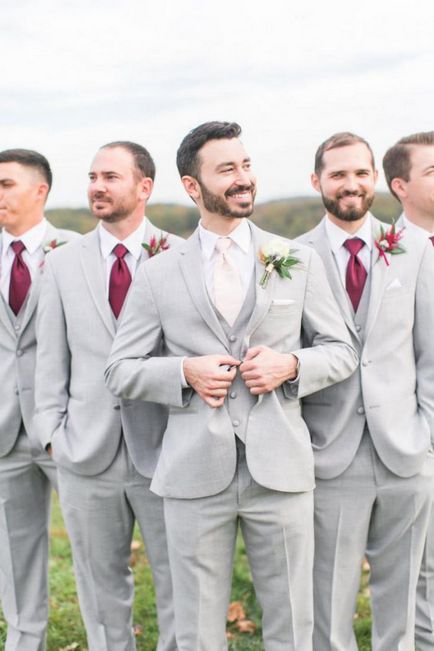 Sunteți invitat la nunta pentru a afla cum să mă îmbrac! (Wedding) Sunteți invitat la nunta pentru a afla cum să mă îmbrac!