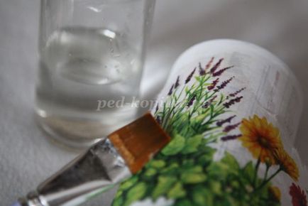 Vas provence in tehnica decoupage pentru incepatori