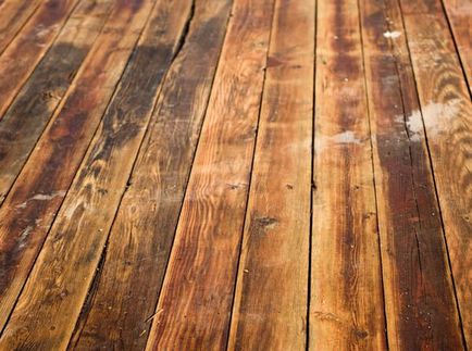 Ce să faci când podeaua scârțâind din lemn