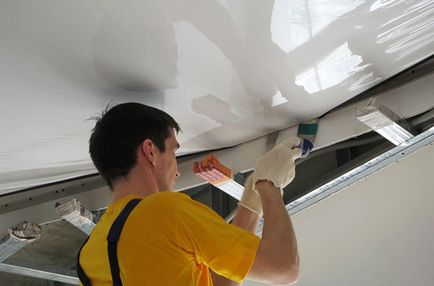 Cum se montează plafonul suspendat