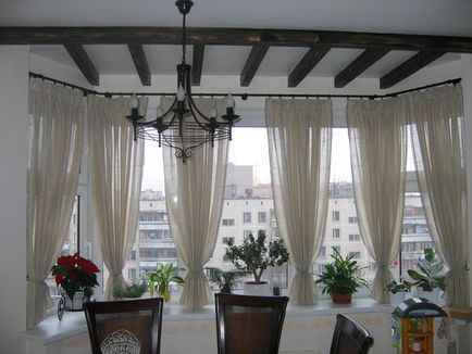 Jaluzele pentru balcoane cu mâinile lor Jaluzele pentru balcoane cu mâinile lor