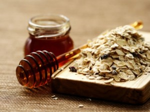 Scrub din fulgi de ovăz facial Scrub din fulgi de ovăz facial