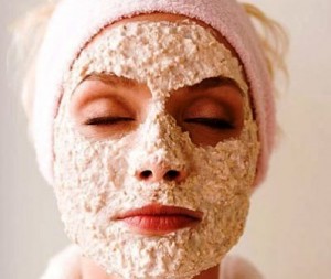 Scrub din fulgi de ovăz facial Scrub din fulgi de ovăz facial