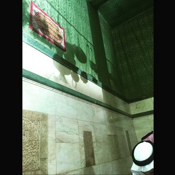 Ceea ce este în interiorul Kaaba, site-ul musulmanii din toată lumea islamică