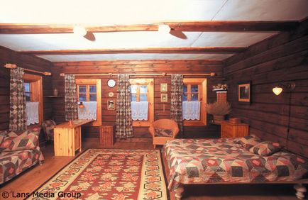 Rustic case din lemn interioare
