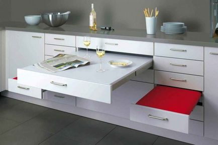 Proiectare pentru o mică bucătărie într-un apartament cu cinci etaje (mici) Proiectare pentru o mică bucătărie în Hrușciov