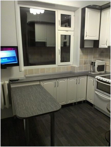 Proiectare pentru o mică bucătărie într-un apartament cu cinci etaje (mici) Proiectare pentru o mică bucătărie în Hrușciov