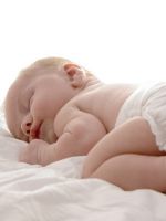 Cum ar trebui un somn nou-născut