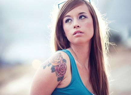 Ce valoare au tatuajul în formă de trandafiri (10 poze)