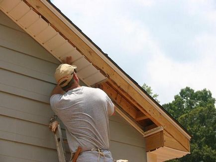 Cum să tiv streasina regulile generale de placare de acoperiș, lucrările pregătitoare, etapele de depunere, sfaturi